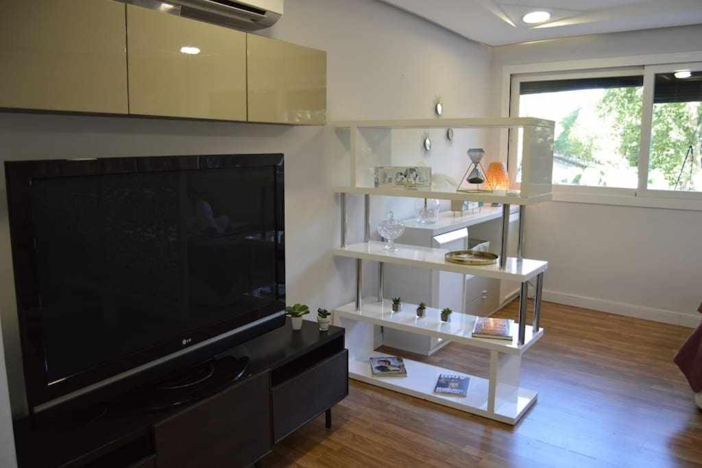 Apartamento Lirio De Agua Granada Centro Apartment Exterior photo